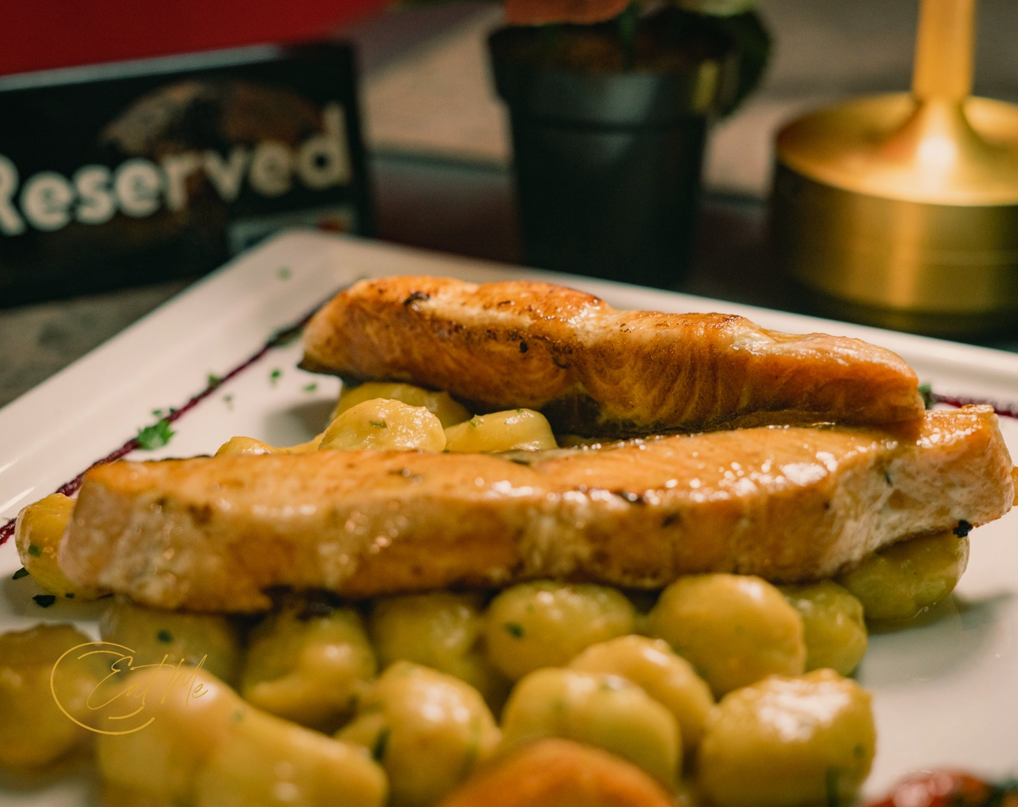 EatMe.. 😊🍽🍷
#yummy #lunch #fashionfood #instacake #foodphotography #foodblogger #foodblog #ilovefood #foodart #tasty #delicious #foodpic #dinner #eating #zdinfo #zadarinfo #foodporn #foodpost #croatia #ristorante #restaurant #foodstyling #bestfood #thekitchn #zadar #finedinning #grill #foodphotographer #eatme