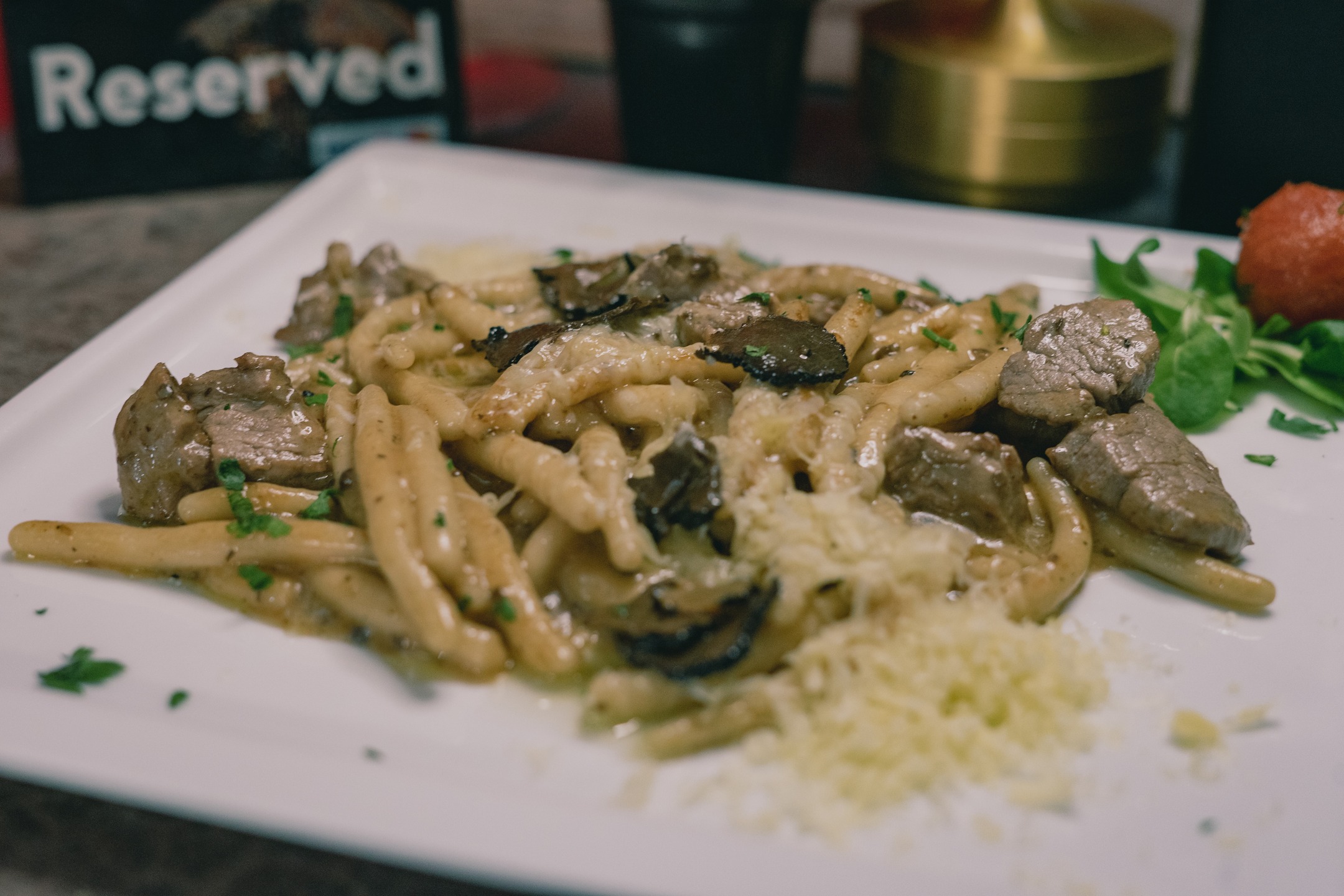 A plate full of flavor.🍝✨ Fresh pasta, tender meat, earthy mushrooms, and just the right touch of parmesan — a dish made for slow evenings and empty plates. 🍽️

#zadar #visitzadar #zadarfood #zadarrestaurant #zadarfoodie #croatia #visitcroatia #croatiafulloflife #croatiafood #foodporn #instafood #foodstagram #foodphotography #foodlover #foodie #foodiesofinstagram #delicious #tasty #yummy #finedinning #restaurant #dinner #lunch #breakfast #mediterraneanfood #mediterraneancuisine #adriaticflavors #dalmatiancuisine #eatmezadar